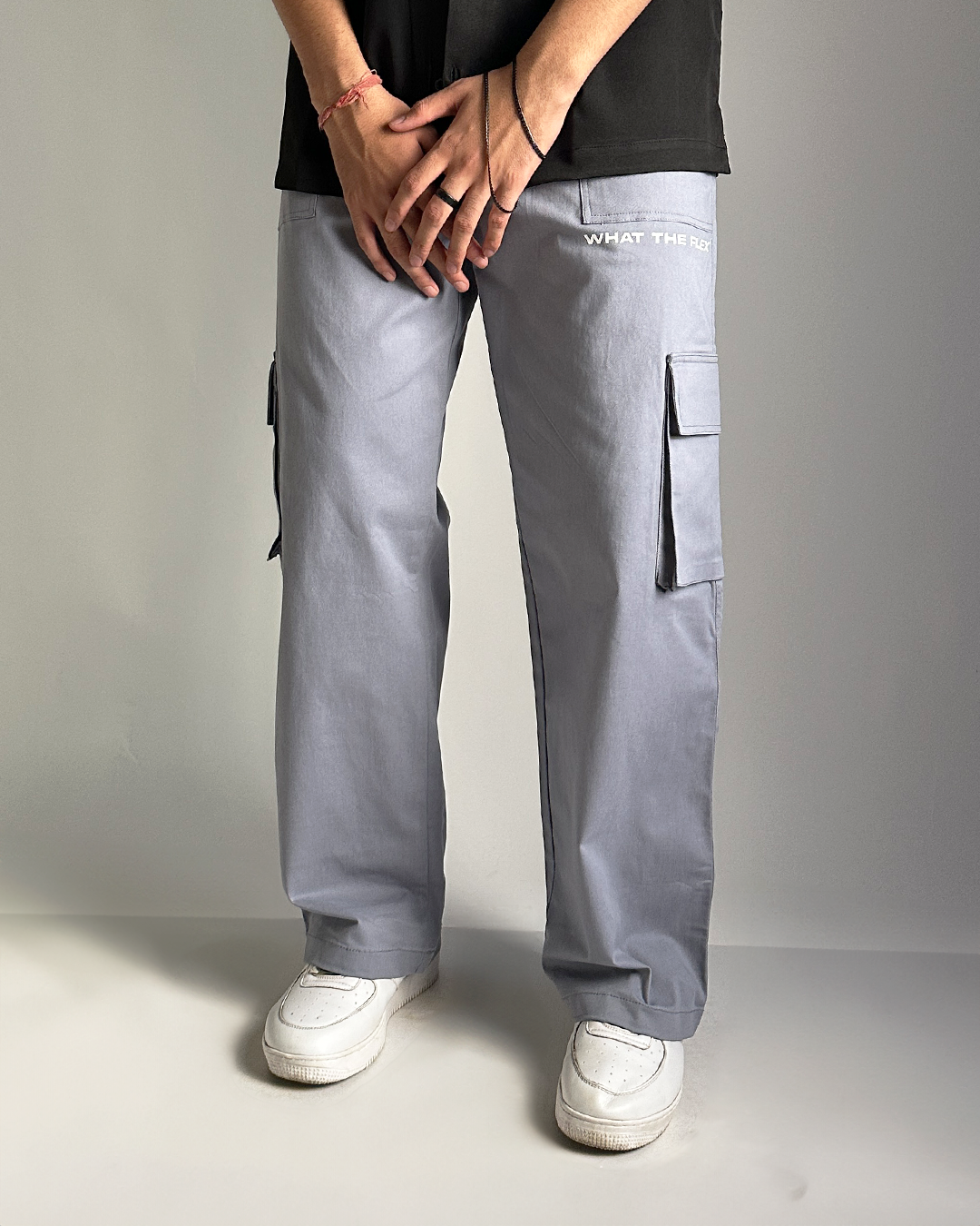 Buy Black Comfort-Fit Cargo Denim Jeans Online | Tistabene - Tistabene